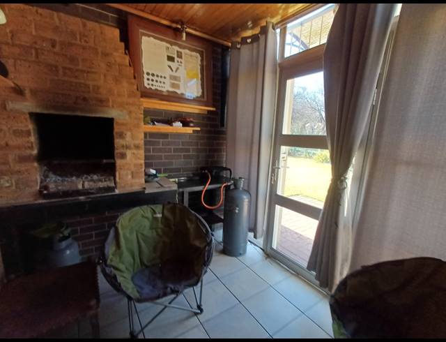 3 BEDROOM HOUSE TO LET IN VANDERBIJLPARK SW 1